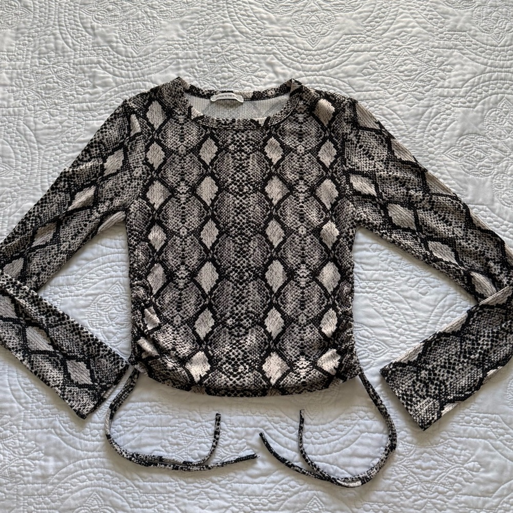 Black and Gray Snake Print Top